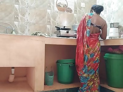 Desi indian Cheating maid Fucked Wide of habitation owner In Cookhouse
